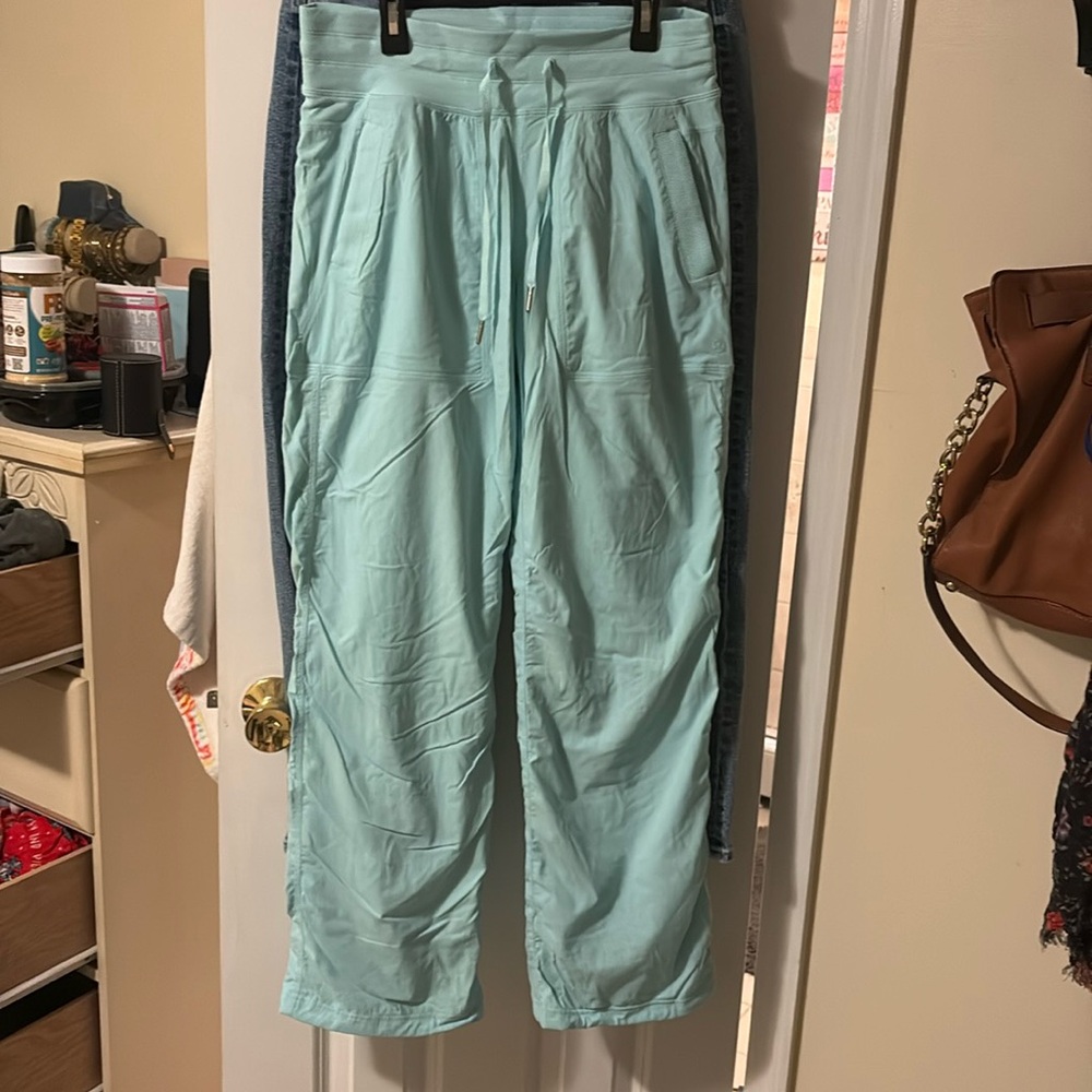 Lululemon - Dance Studio Mid-Rise Pant - ideal mint